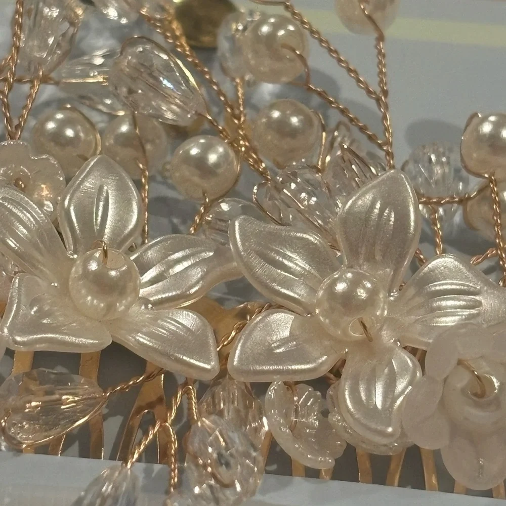 NWT Sincerely Jules Bridal Floral Pearl & Crystal Hair Comb - Gold & Ivory